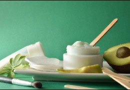 貼片面膜和涂抹面膜，哪個更適合你的肌膚？